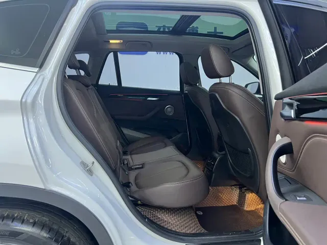 BMW X1 — Фото автомобиля 21