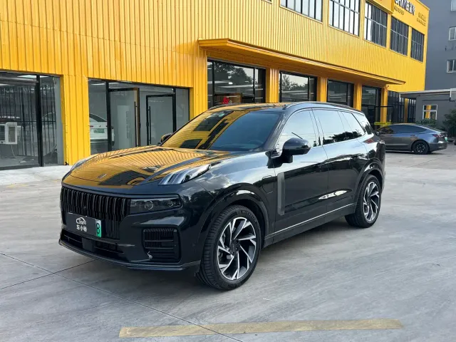 Lynk & Co 09 — Фото автомобиля 3