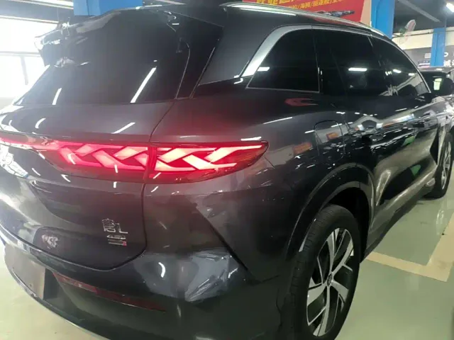BYD Tang L — Фото автомобиля 6