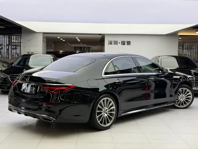 Mercedes-Benz S-Class — Фото автомобиля 12