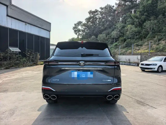 Changan CS75 Plus — Фото автомобиля 6