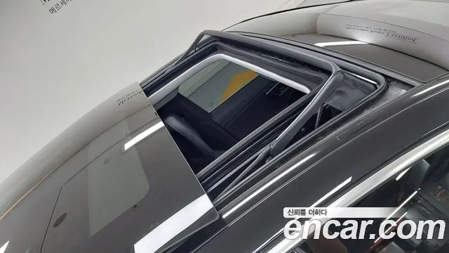 Mercedes-Benz E-Class W214 — Фото автомобиля 12