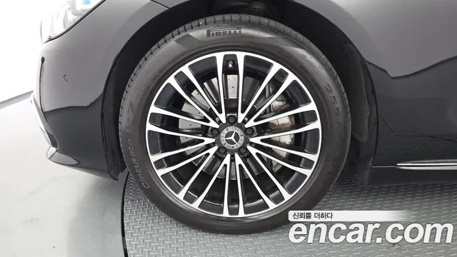 Mercedes-Benz S-Class — Фото автомобиля 5