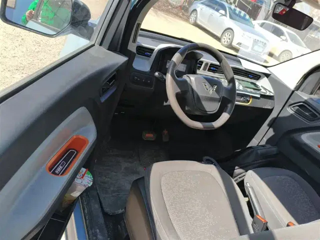 Wuling Hongguang Mini EV — Фото автомобиля 15