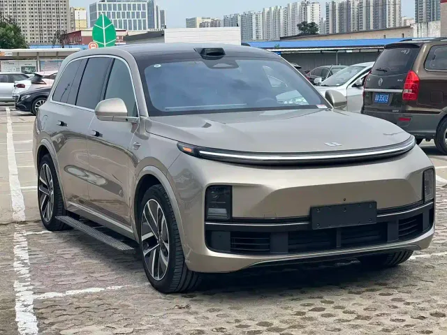 Li Auto L9 — Фото автомобиля 3