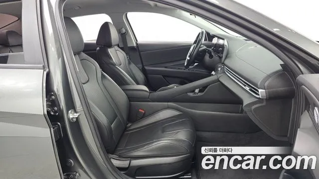 Hyundai Avante CN7 — Фото автомобиля 17