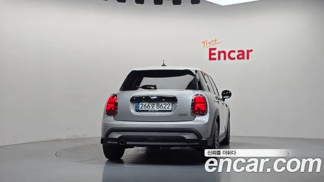 MINI Cooper — Фото автомобиля 4