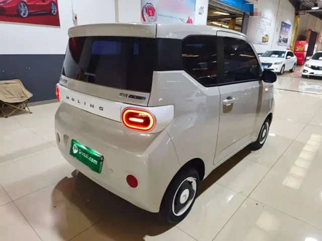 Wuling Hongguang Mini EV — Фото автомобиля 6