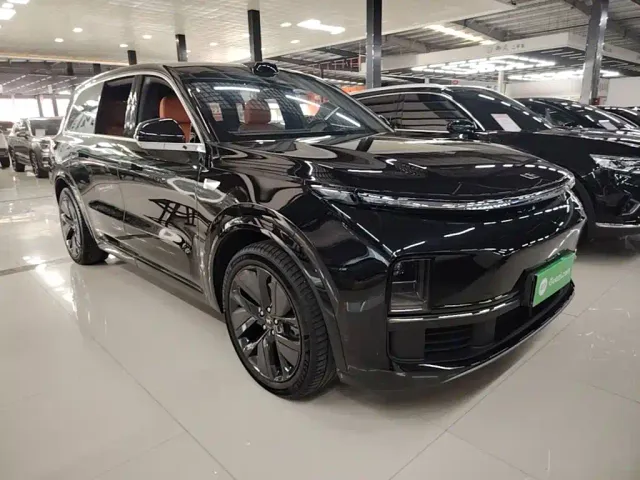 Li Auto L9 — Фото автомобиля 3