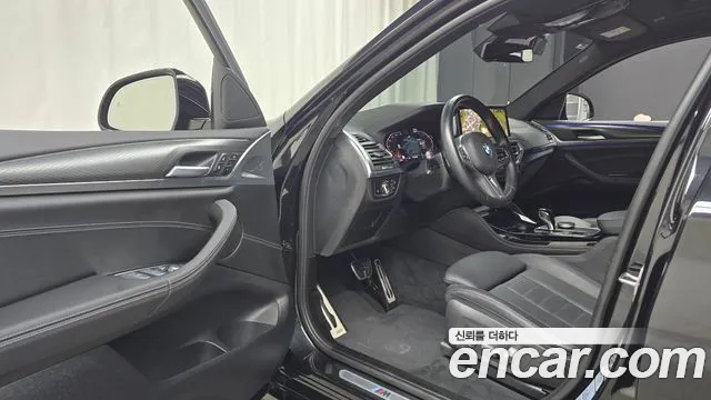 BMW X4 xDrive20i M Sport — Фото автомобиля 10