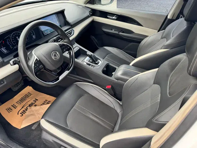 Dongfeng Fengshen E70 — Фото автомобиля 6