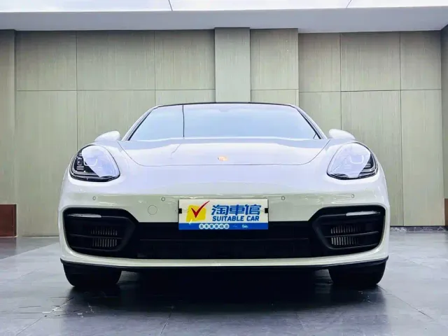 Porsche Panamera — Фото автомобиля 2
