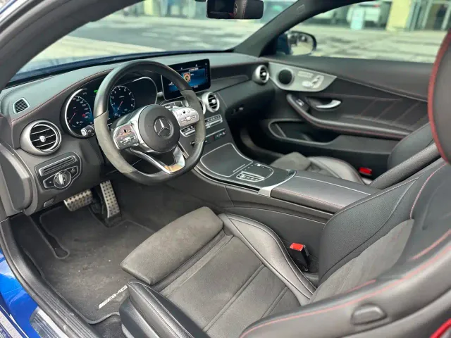 Mercedes-Benz C-Class — Фото автомобиля 4