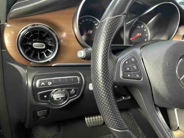 Mercedes-Benz V-Class — Фото автомобиля 8