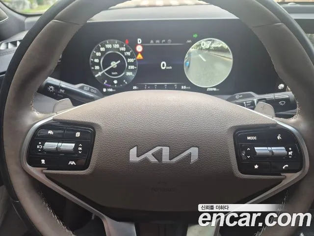 Kia K8 — Фото автомобиля 17
