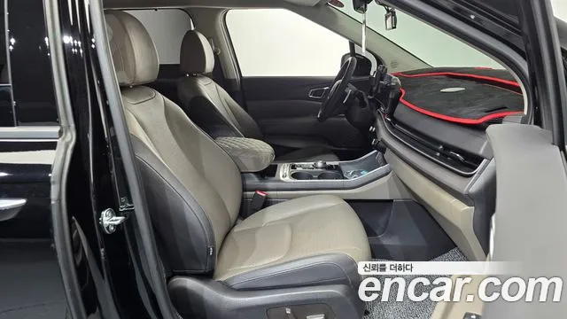 Kia Carnival — Фото автомобиля 16