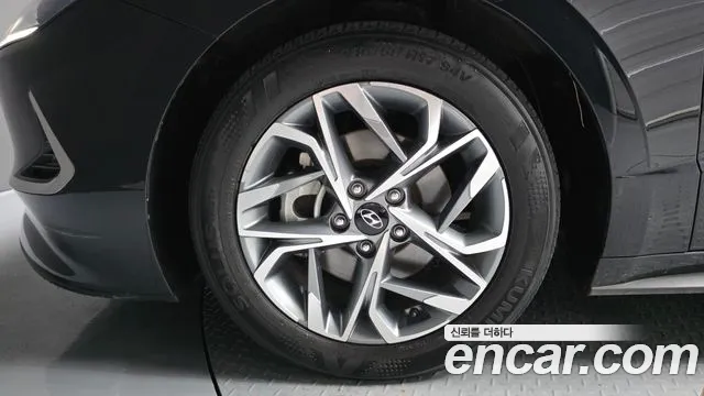 Hyundai Sonata Sonata (DN8) 2.0 LPG(Для проката) — Фото автомобиля 5