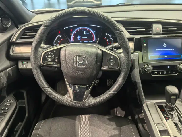Honda Civic — Фото автомобиля 8