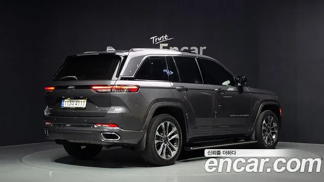 Jeep Cherokee — Фото автомобиля 2