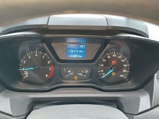 Ford Transit 2019 2.0T Gasoline Multi-Purpose Commercial Vehicle Short Wheelbase Low Roof 6-Seater China VI — Фото автомобиля 11