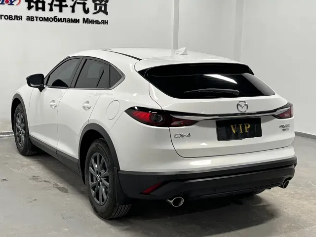 Mazda CX-4 — Фото автомобиля 6