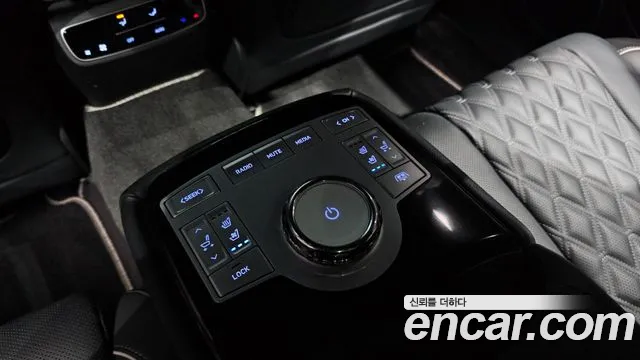 Genesis G80 RG3 — Фото автомобиля 30