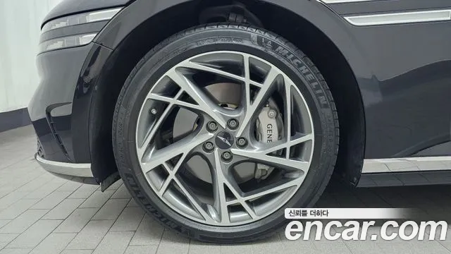 Genesis G90 RS4 — Фото автомобиля 5