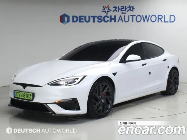 Фотография автомобиля — Tesla Model S