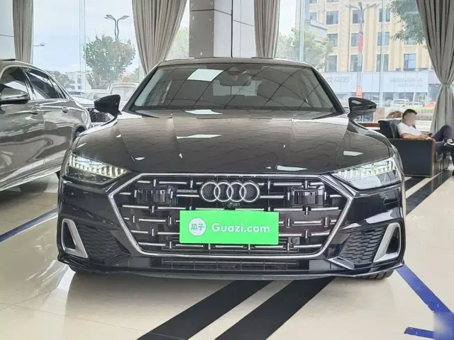 Audi A7L — Фото автомобиля 2