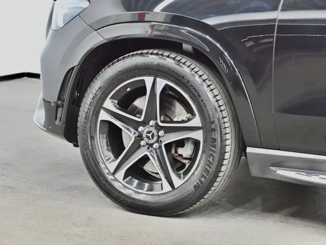 Mercedes-Benz GLE-Class — Фото автомобиля 22