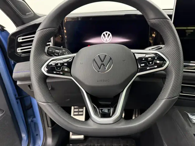 Volkswagen Tiguan L — Фото автомобиля 11