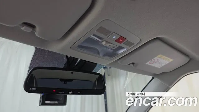 Hyundai Venue — Фото автомобиля 23