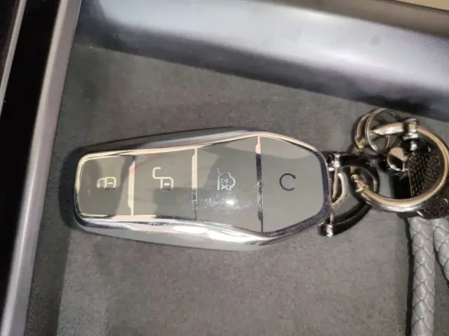 BYD Seal — Фото автомобиля 8