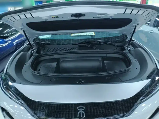 BYD Song L EV — Фото автомобиля 19
