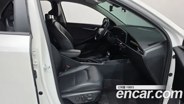 Kia Niro The All New — Фото автомобиля 11