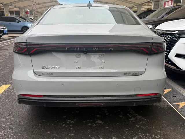 Chery Fulwin A8L — Фото автомобиля 7