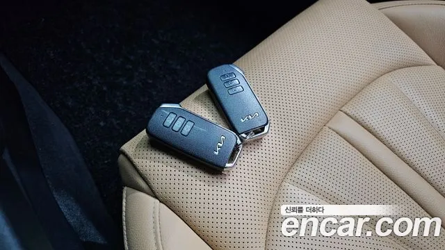 Kia K5 Generation 3 — Фото автомобиля 23