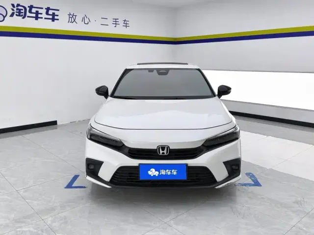 Honda Civic — Фото автомобиля 2