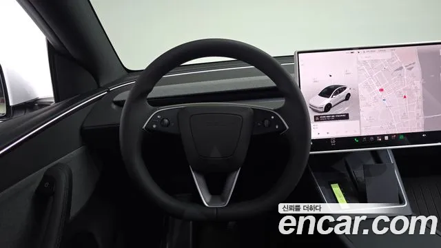 Tesla Model Y — Фото автомобиля 7