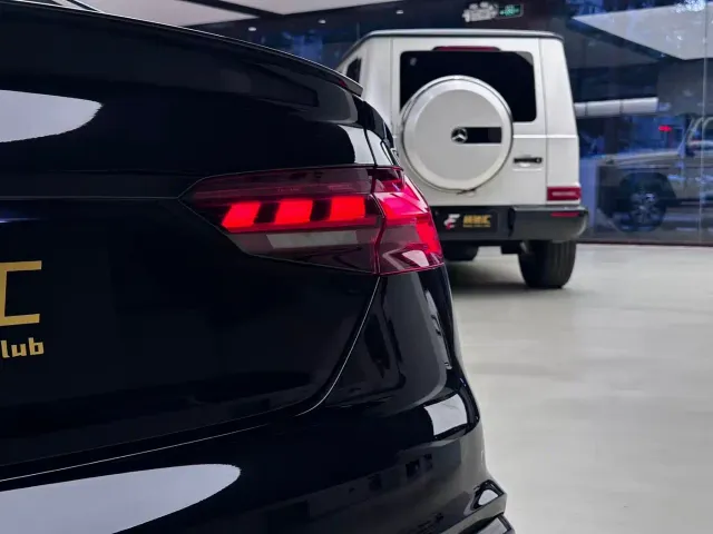 Audi RS 5 — Фото автомобиля 16