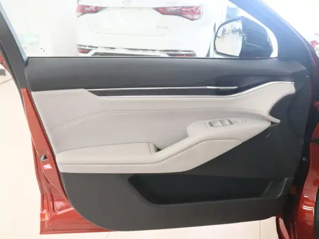 Ford Mondeo — Фото автомобиля 13