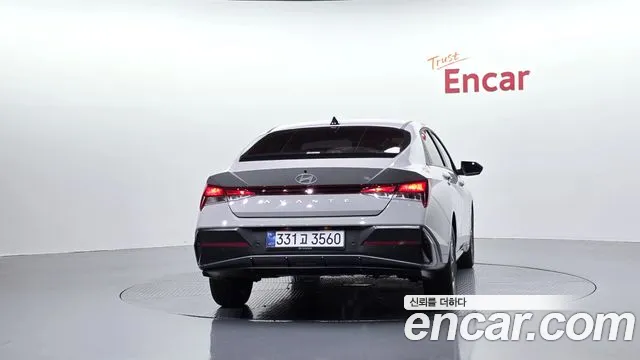 Hyundai AVANTE Новый Avante (CN7) — Фото автомобиля 4