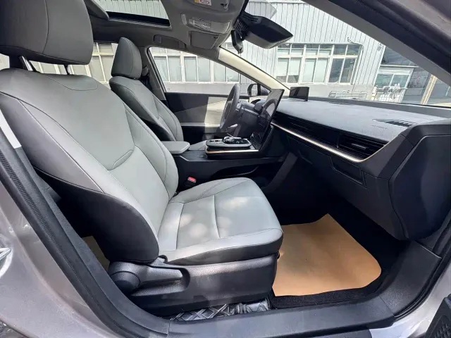 Toyota bZ3 — Фото автомобиля 11