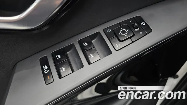 Kia Niro Niro (New) — Фото автомобиля 28