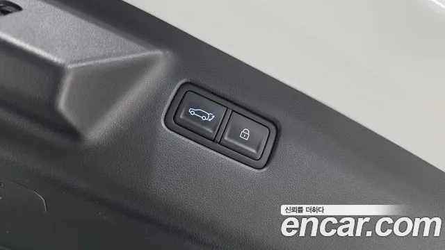 Hyundai Santa Fe — Фото автомобиля 21
