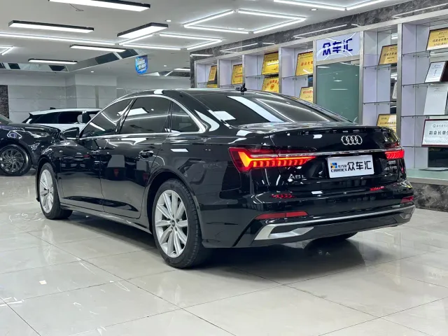 Audi A6L — Фото автомобиля 4