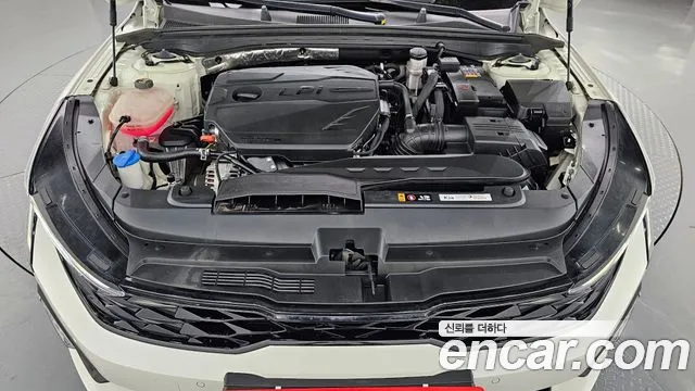 Kia K5 Новый K5 3 поколение 2.0 LPi(Для проката) — Фото автомобиля 6