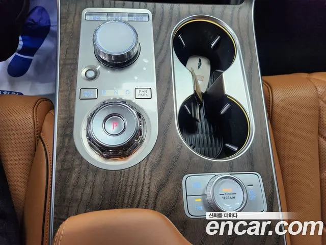 Genesis GV80 2.5T Бензин AWD — Фото автомобиля 9