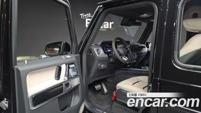 Mercedes-Benz G-Class — Фото автомобиля 10