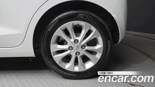 Chevrolet Spark — Фото автомобиля 21